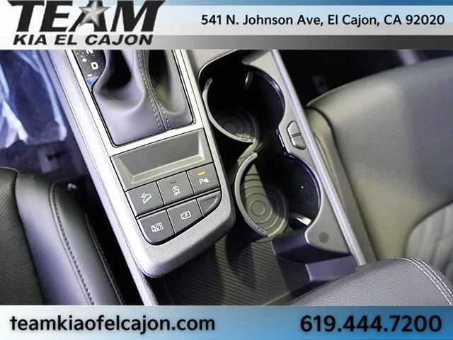 New 2026 White Kia X-Pro Prestige image 39