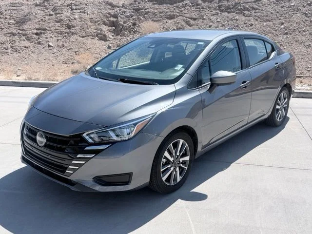 2024 Nissan Versa 1.6 SV