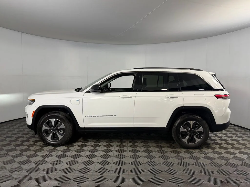 Certified Used 2023 White Jeep 4xe image 12