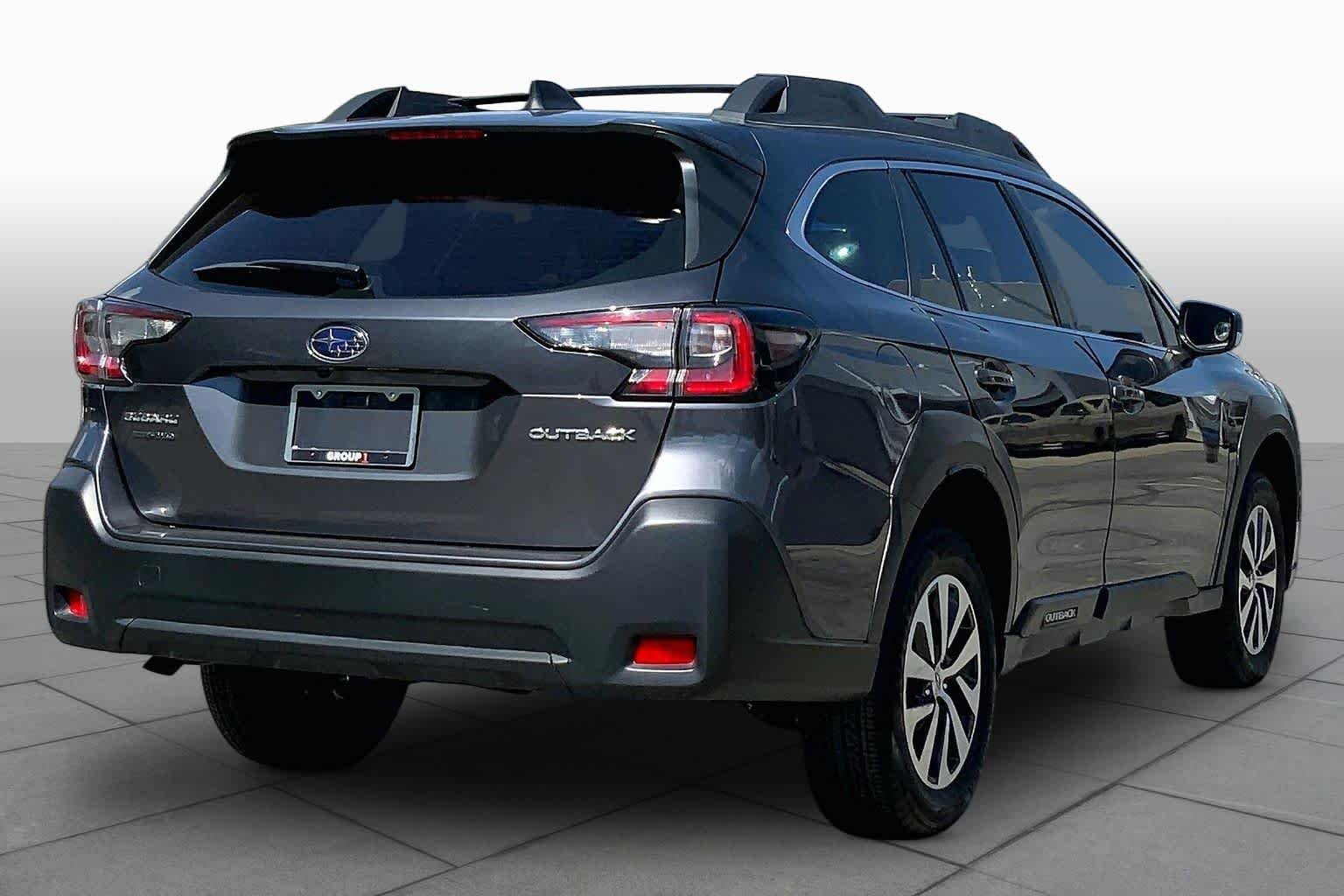 Used 2025 Magnetite Gray Metallic Subaru  image 11