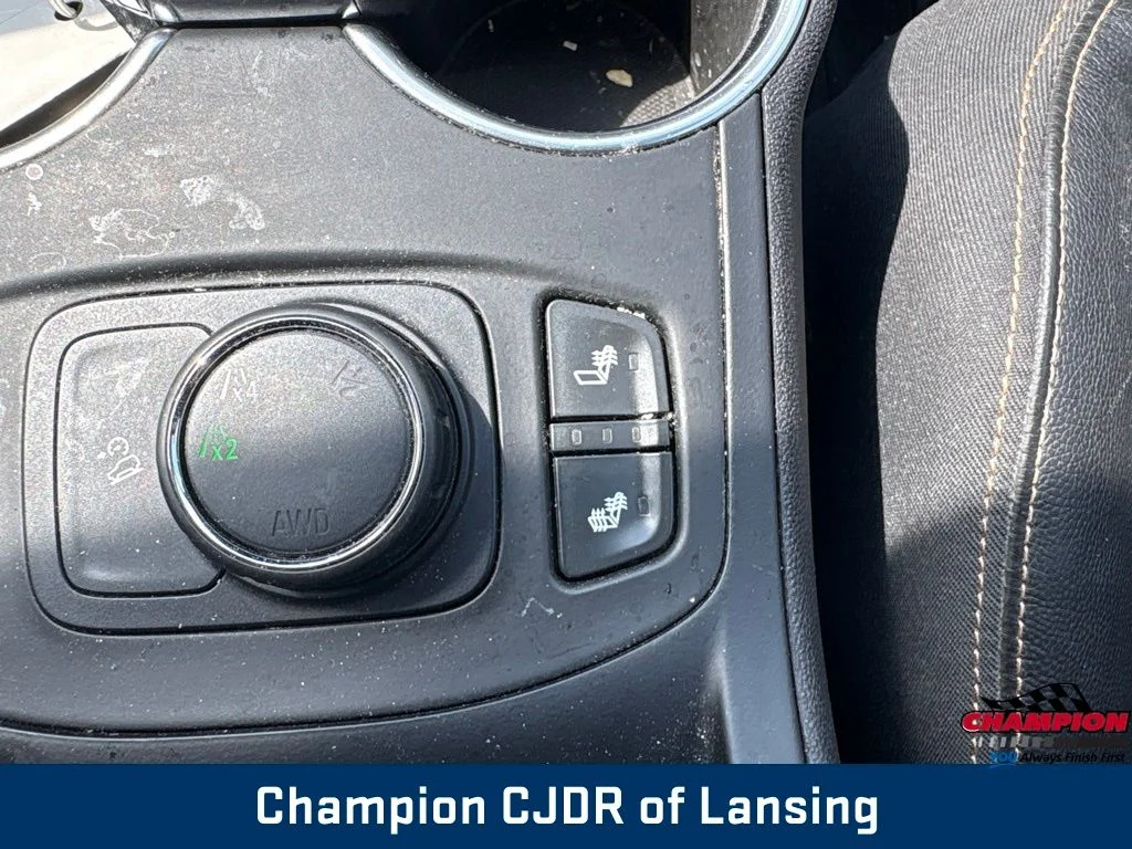 Used 2019 Black GMC SLT image 28