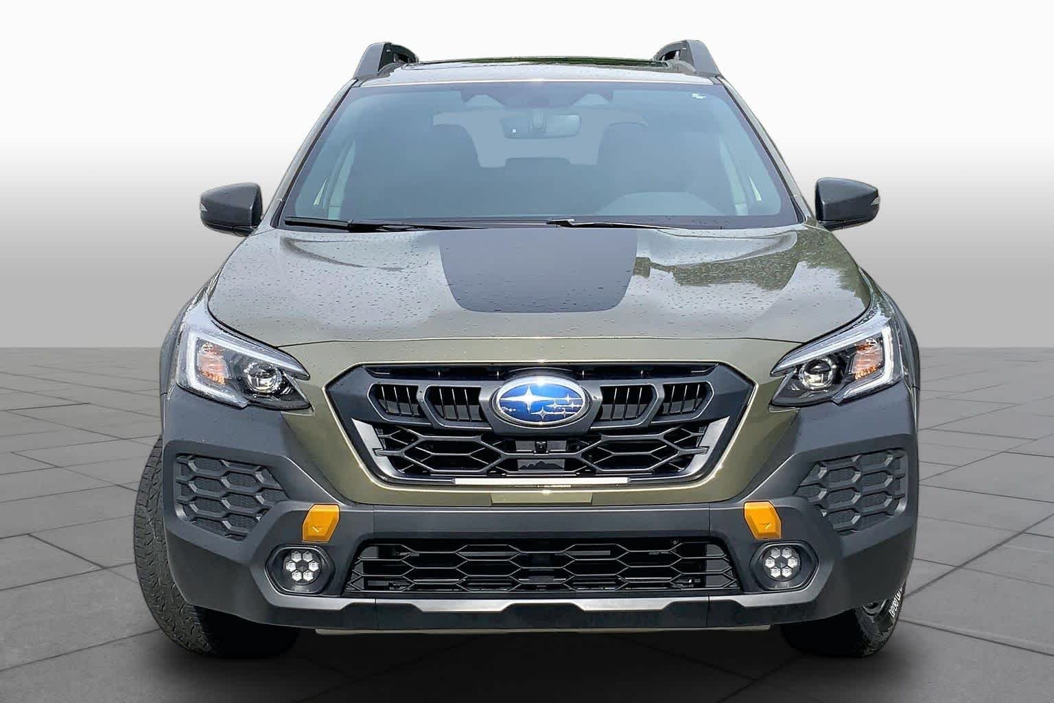 Used 2025 Autumn Green Metallic Subaru Wilderness image 4