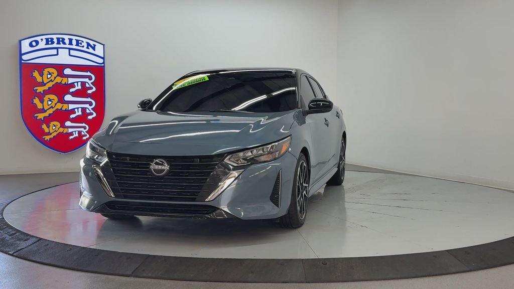 Used 2025 Gray Metallic Nissan SR image 9