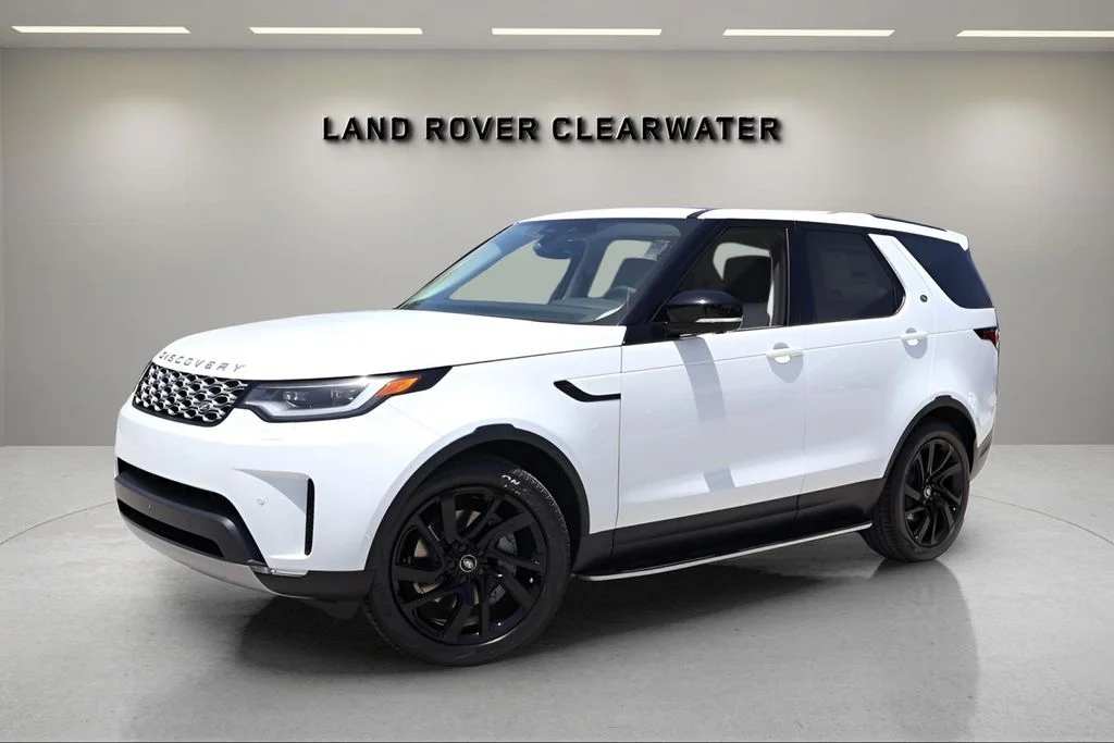 2025 Land Rover Discovery P300 S's photo