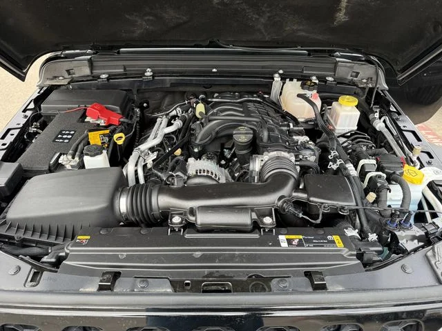 Used 2023 Black Jeep Sport S image 24