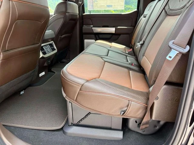 New 2026 Agate Black Metallic Ford F-350® King Ranch® image 18
