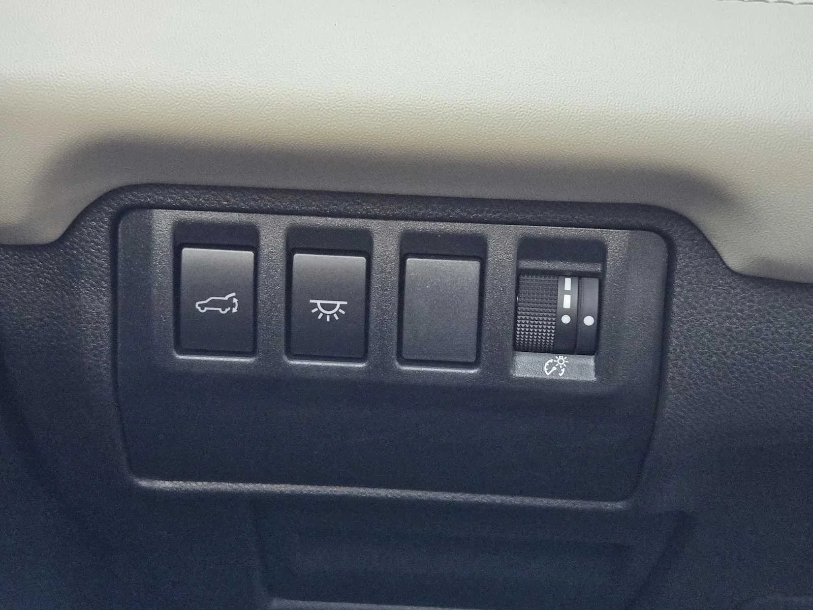 2026 Subaru Ascent Limited - Photo 17