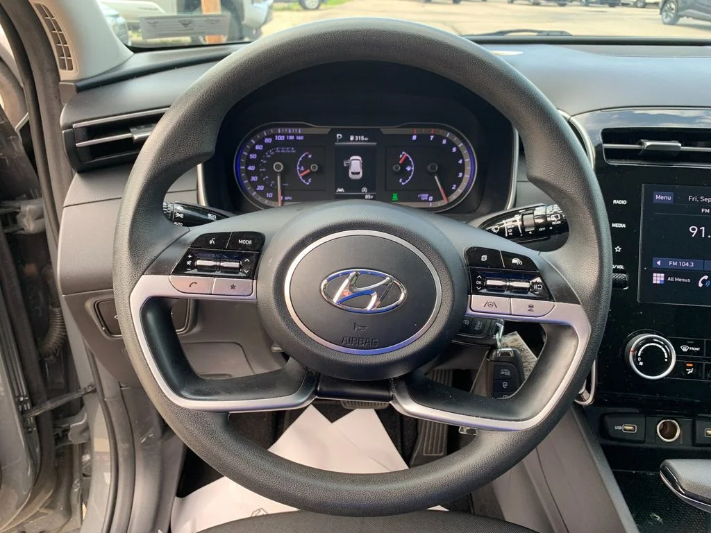 Used 2024 Gray Hyundai SE image 25