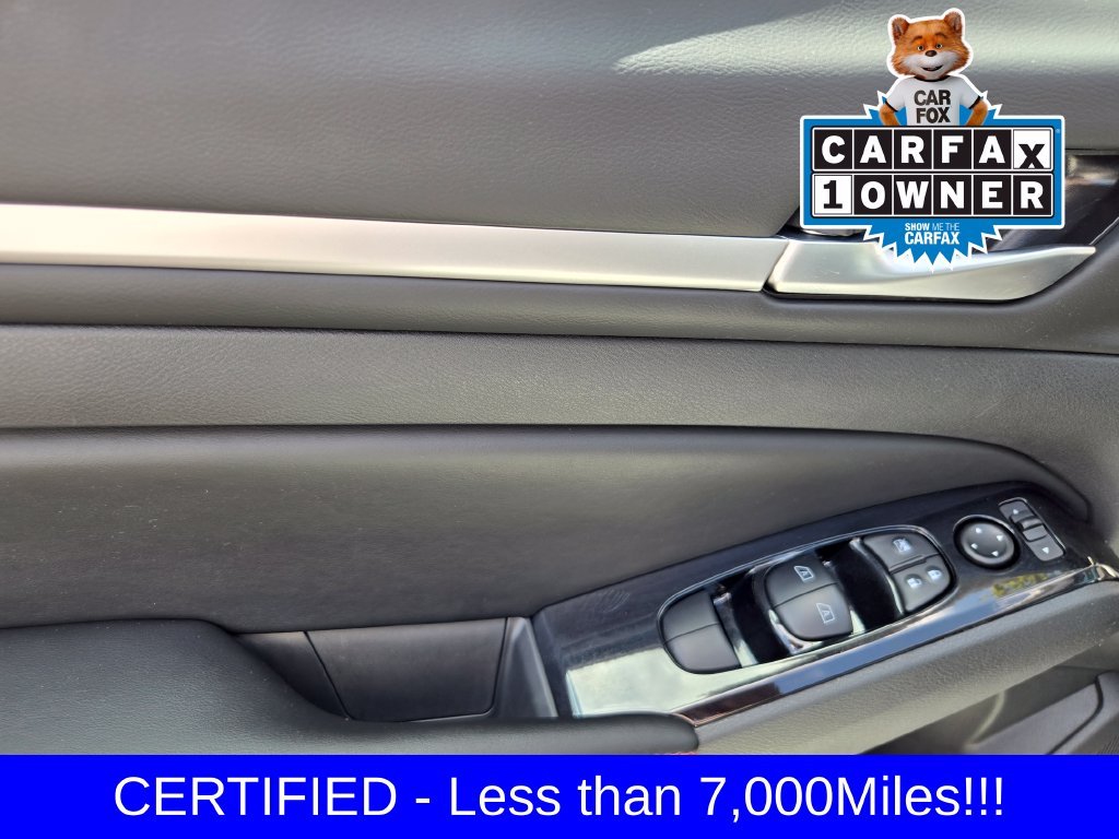 Used 2025 White Nissan 2.5 SR image 23