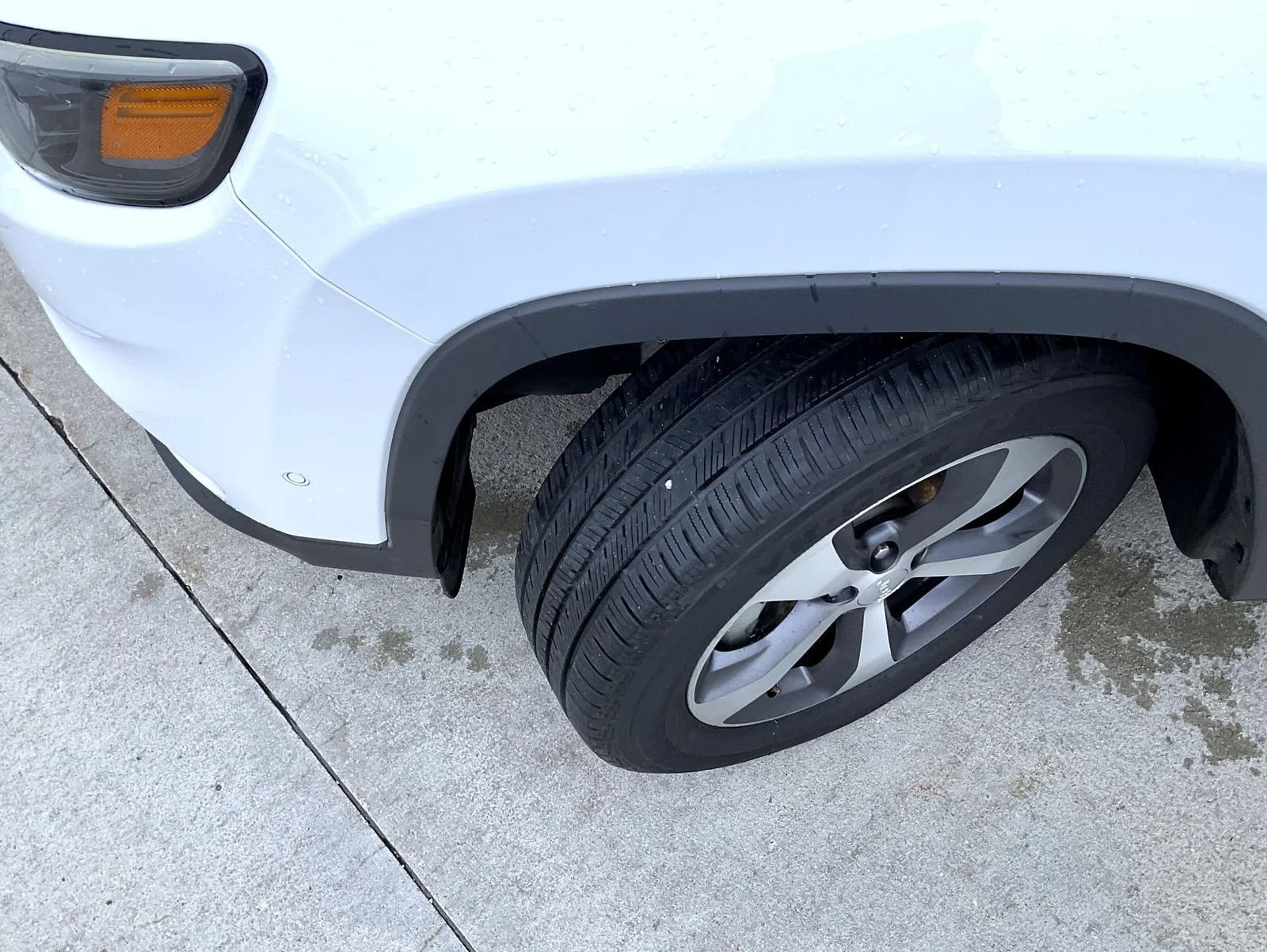 Used 2022 White Jeep Limited image 23
