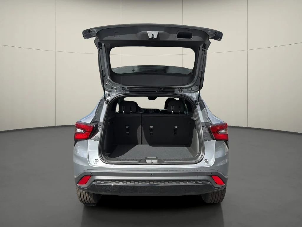 New 2026 Sterling Gray Metallic Chevrolet 1RS image 11