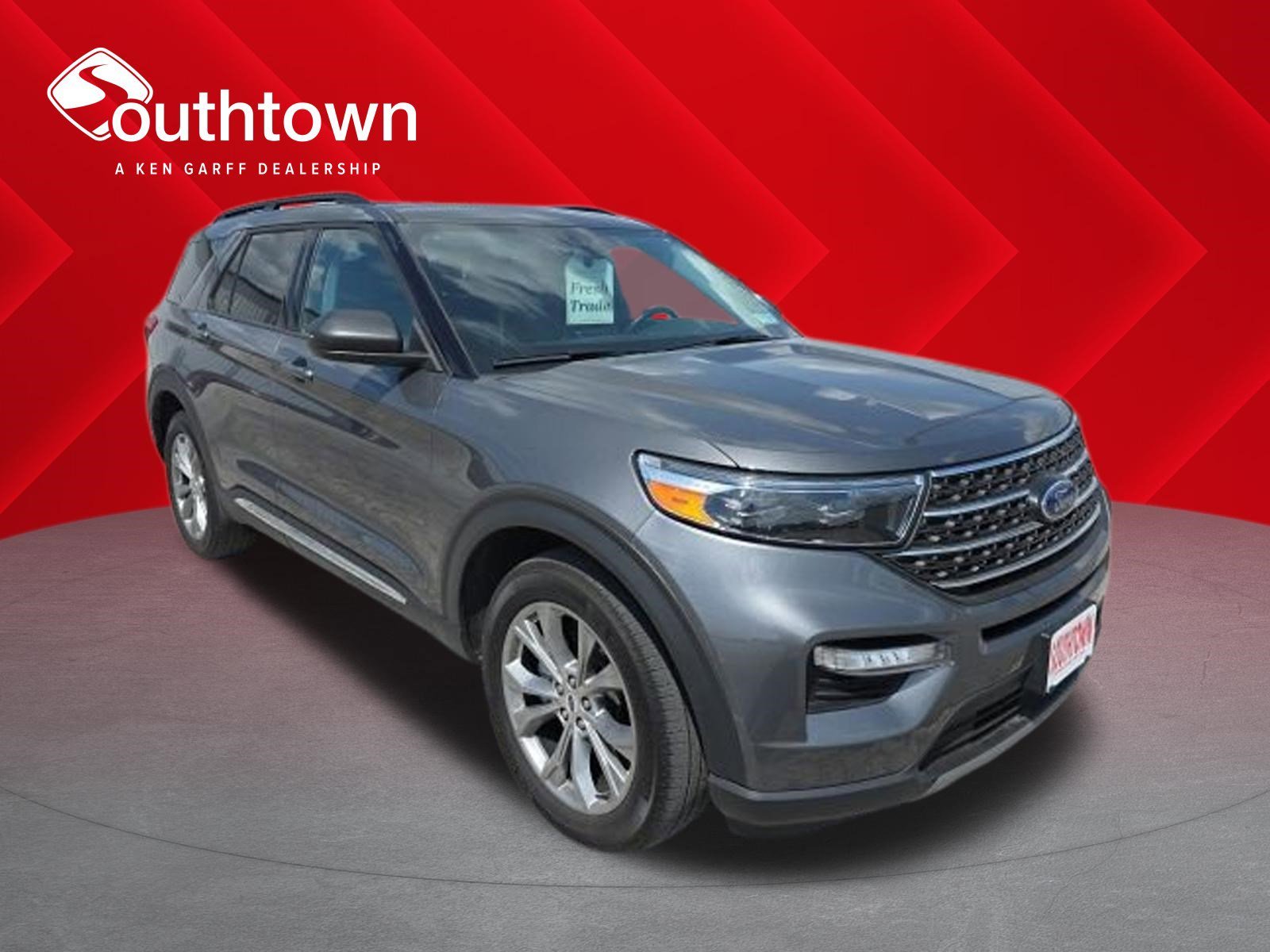2023 Ford Explorer XLT 4WD's photo