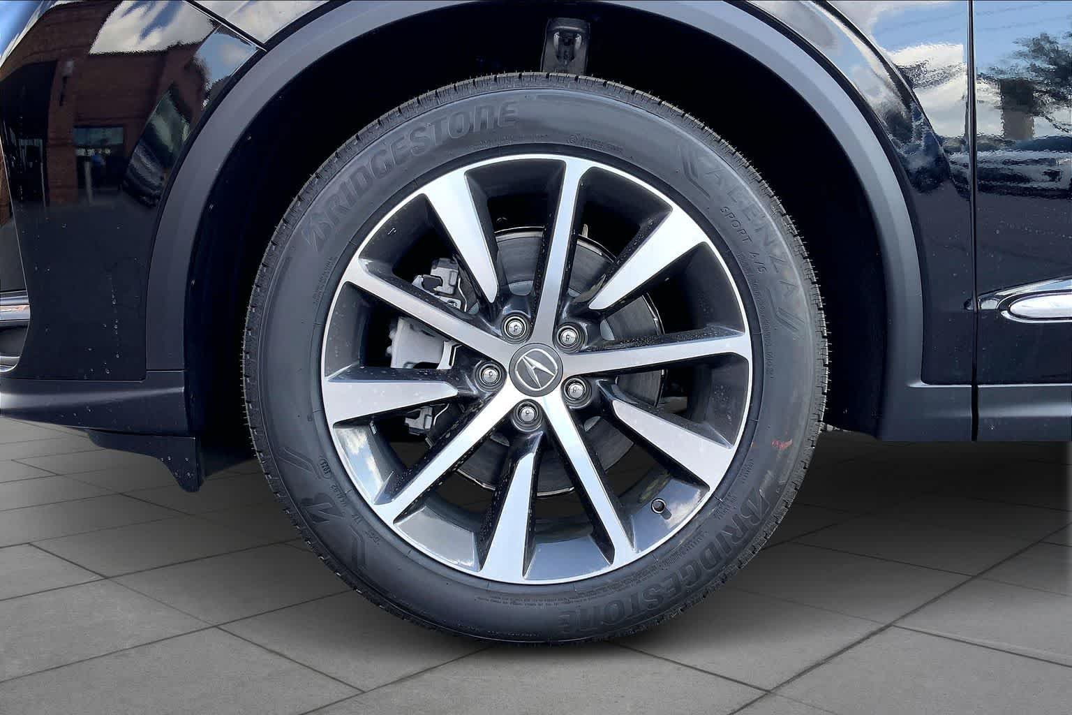 New 2026 Majestic Black Pearl Acura w/Technology Package image 9