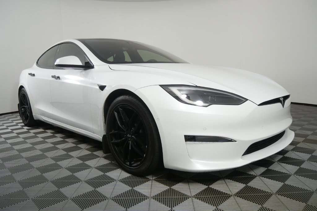 Used 2023 Pearl White Multi-Coat Tesla Base image 2
