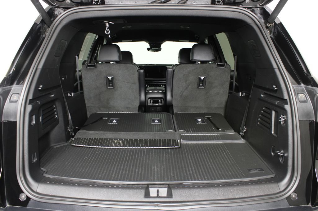 Used 2026 Black Chevrolet Z71 image 8