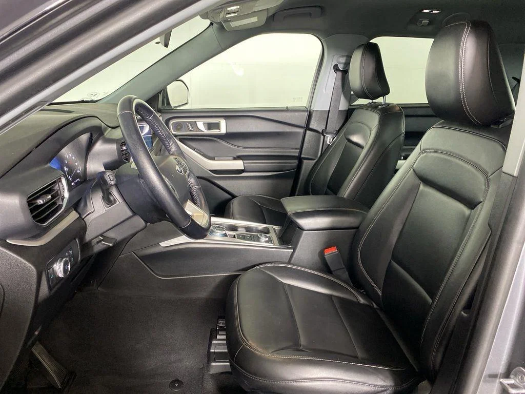 Used 2022 Gray Metallic Ford XLT image 12