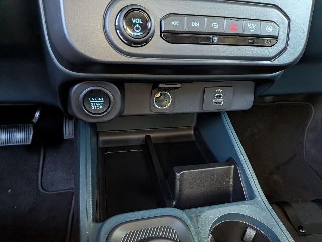 New 2025 Azure Gray Metallic Tri-Coat Ford XLT image 22