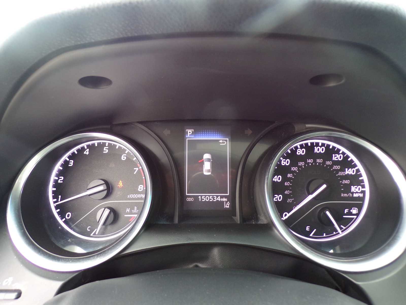 Used 2018 Blue Toyota SE image 11