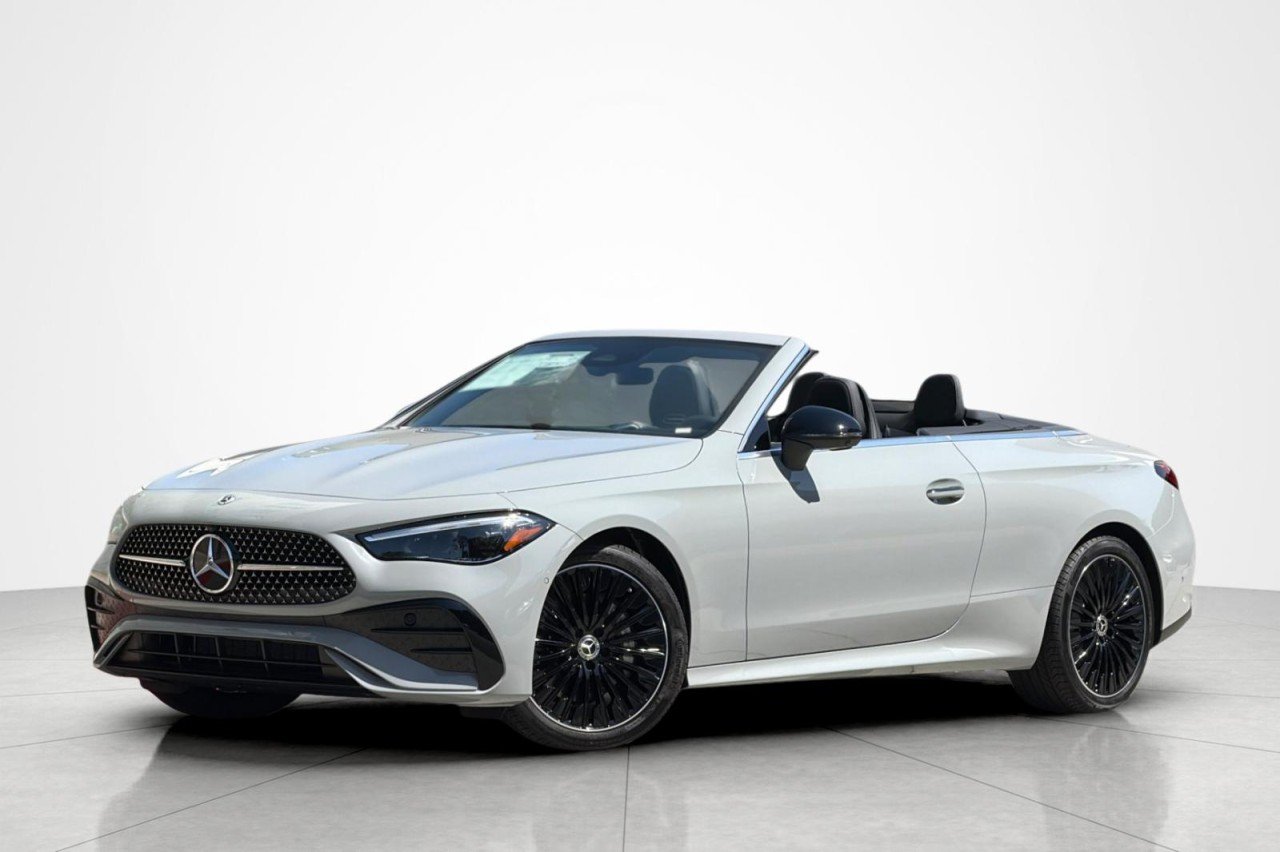 New 2027 MANUFAKTUR Alpine Grey Mercedes-Benz CLE 300 4MATIC® Cabriolet image 1