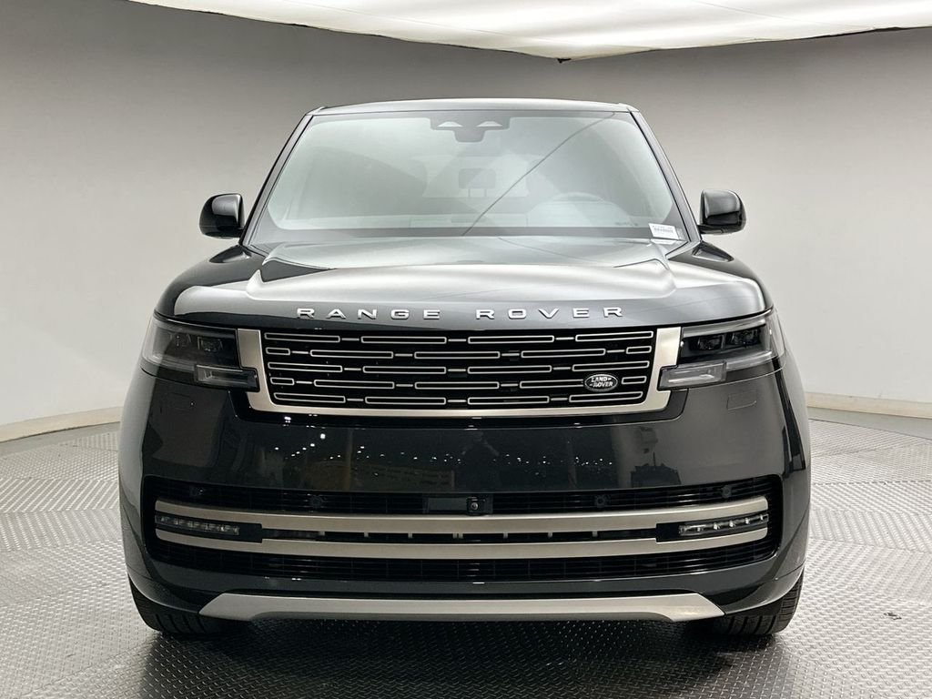Certified Used 2025 Carpathian Gray Premium Metallic Land Rover SE image 16