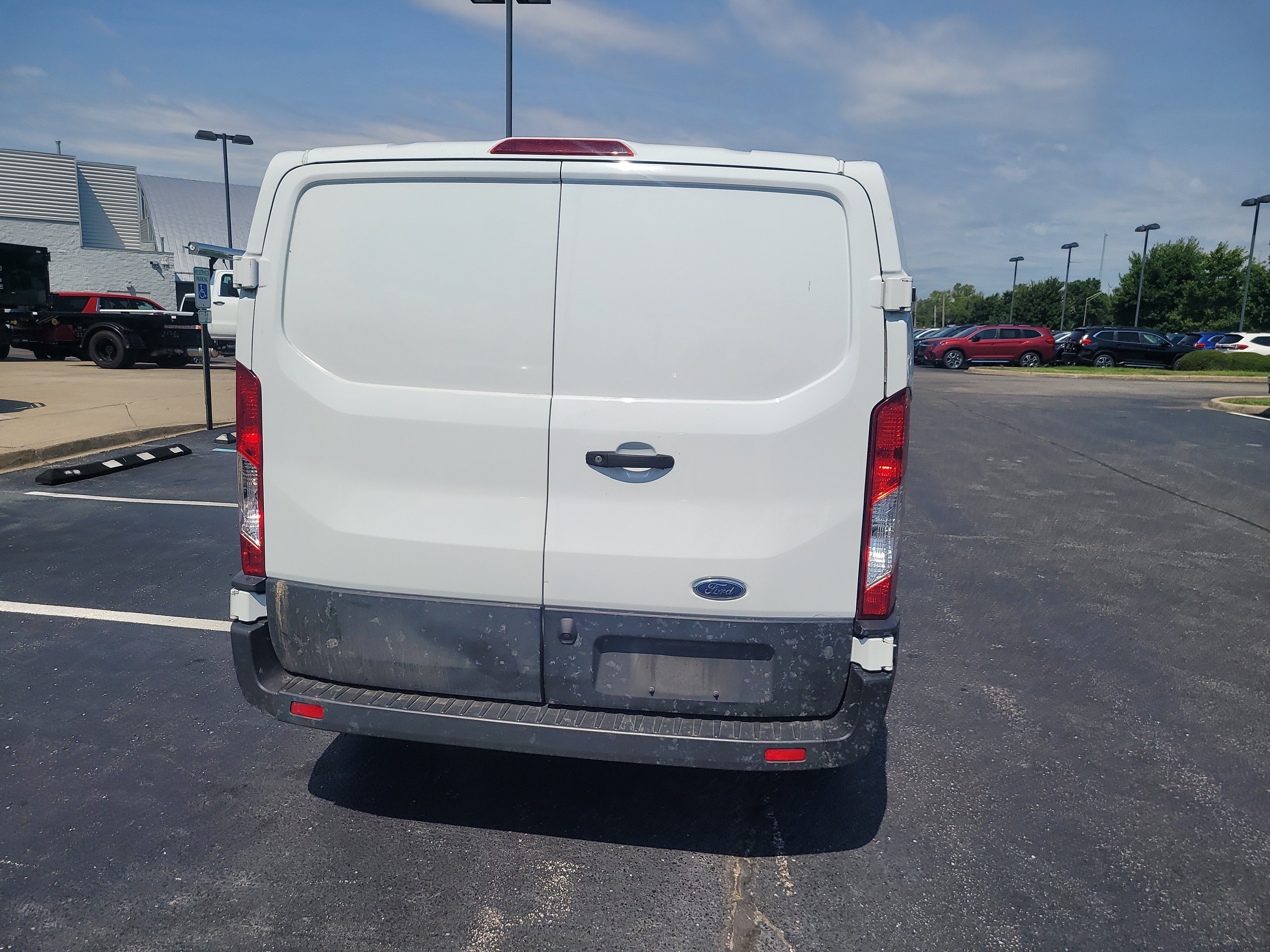 Used 2019 Oxford White Ford  image 4