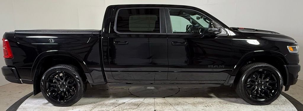 2026 RAM 1500 Limited - Photo 8