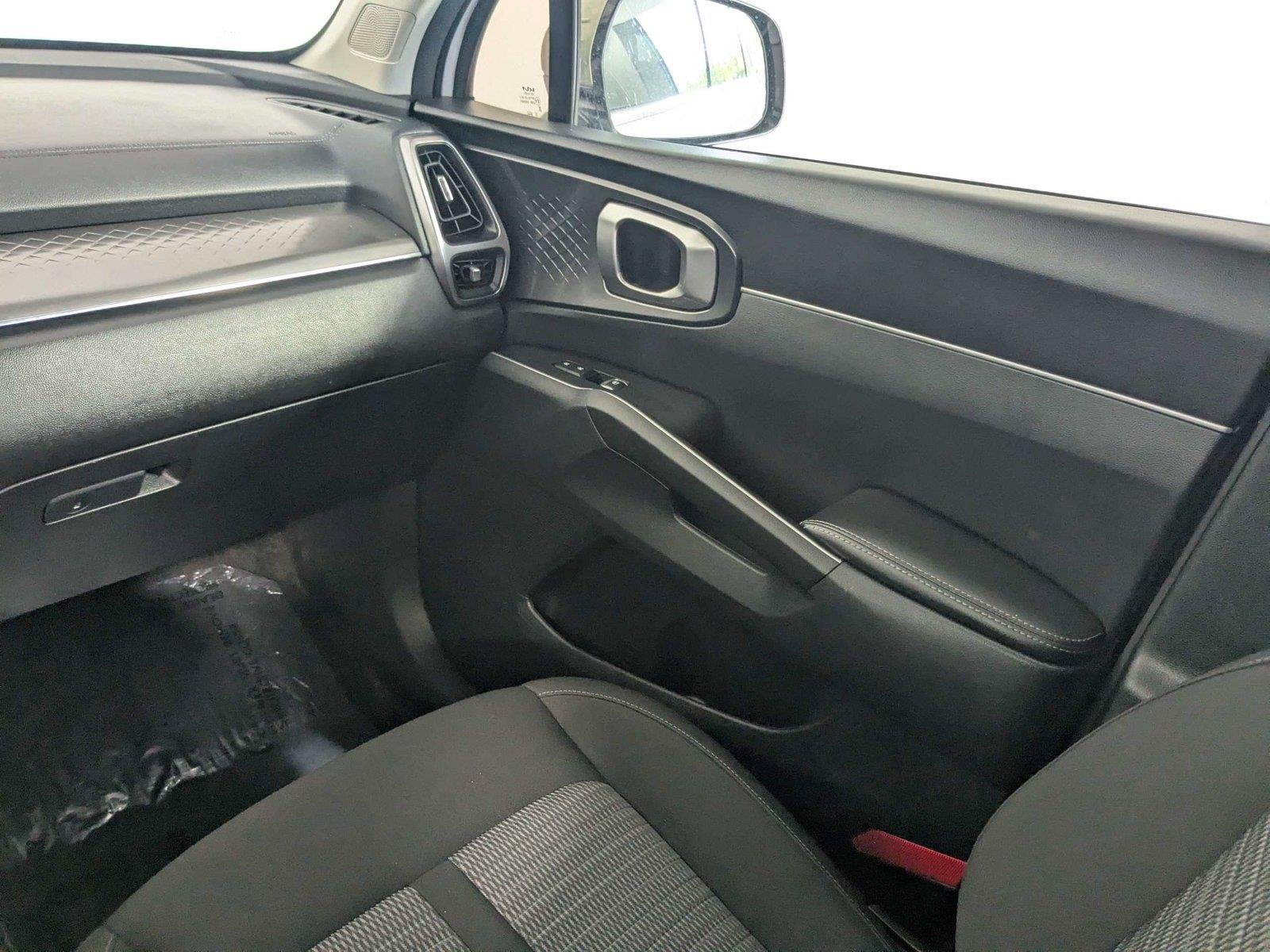 Used 2023 Glacial White Pearl Kia LX image 37