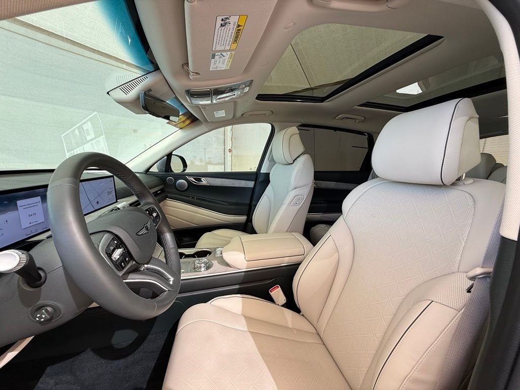 Used 2026 Silver Genesis 2.5T Prestige image 34
