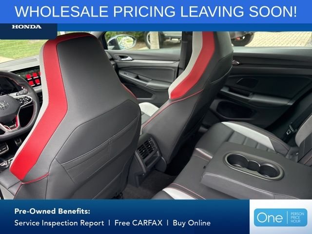 Used 2024 Atlantic Blue Metallic Volkswagen 2.0T SE image 13