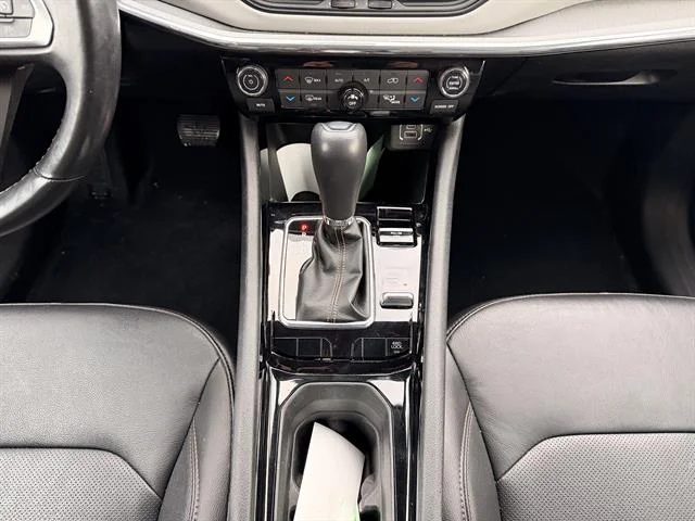 Used 2022 GRAY Jeep Limited image 19