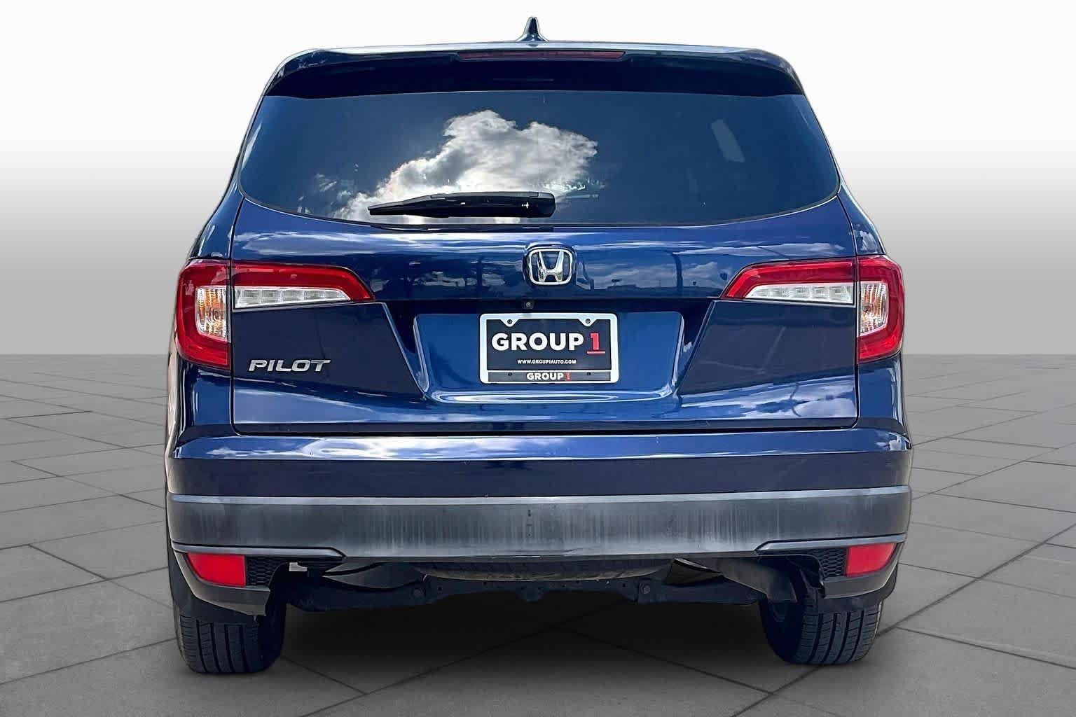 Used 2019 Obsidian Blue Pearl Honda EX-L image 8