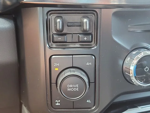 New 2026 Gray Metallic Ford Lariat image 29