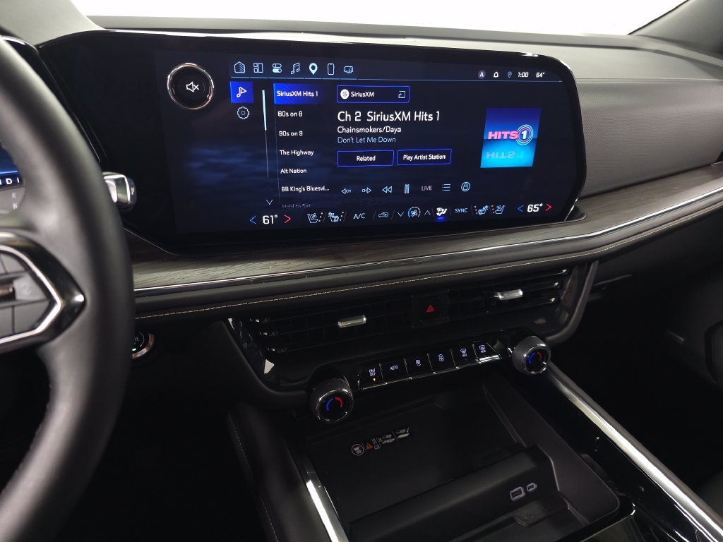 Used 2025 Gray Chevrolet Premier image 34