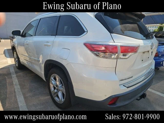 Used 2015 White Toyota Limited Platinum V6 image 4