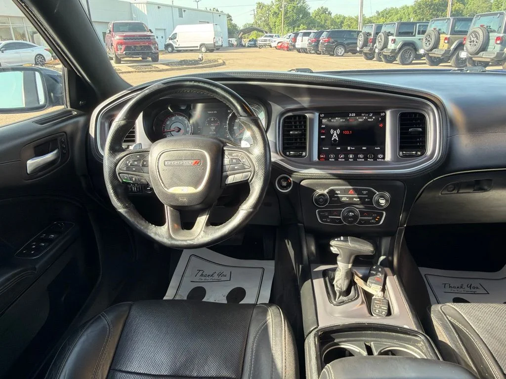 Used 2019 Indigo Blue Dodge SXT image 16