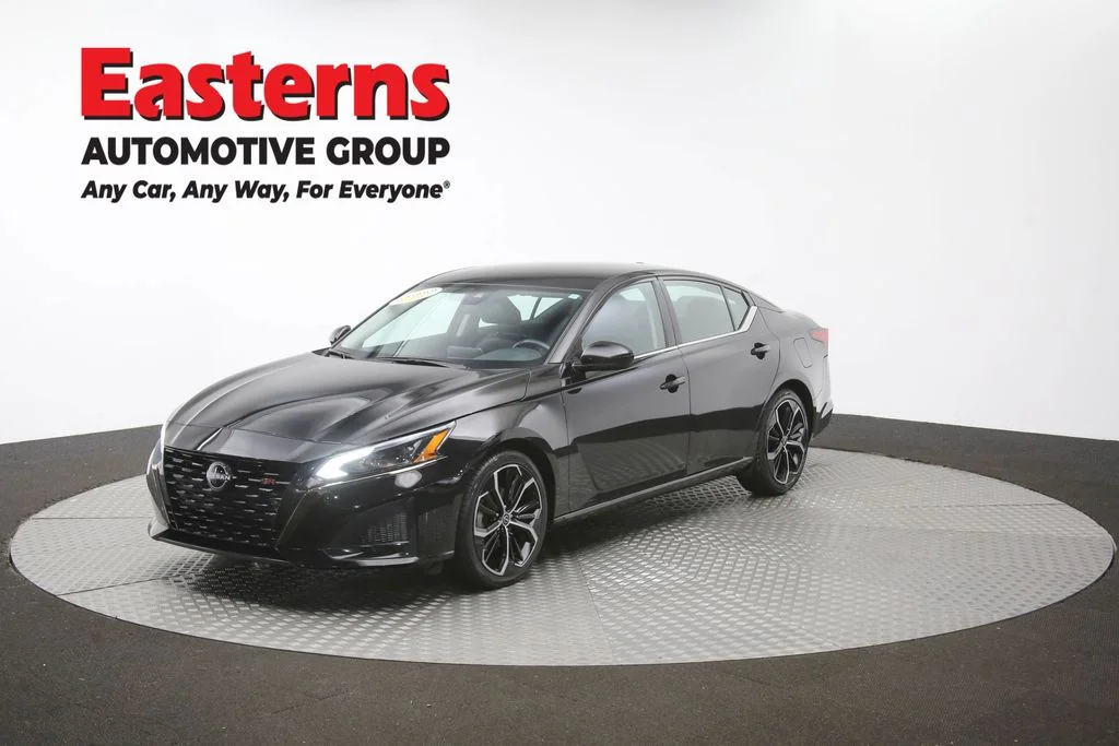 Used 2024 Black Nissan 2.5 SR image 55
