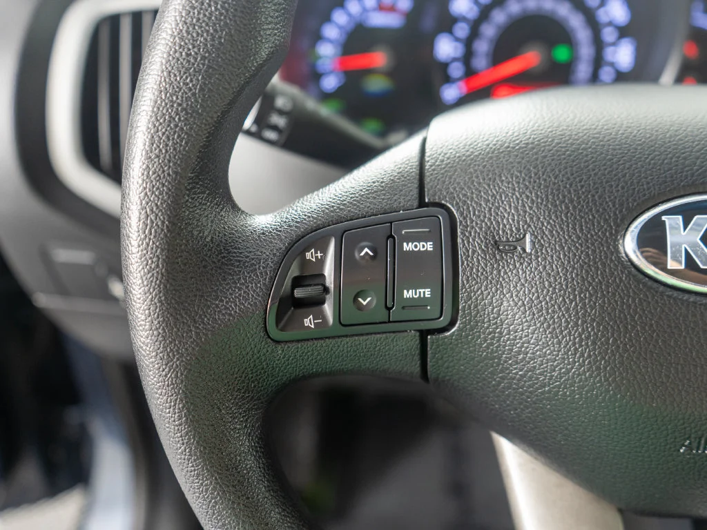 Used 2015 Blue Kia LX image 15