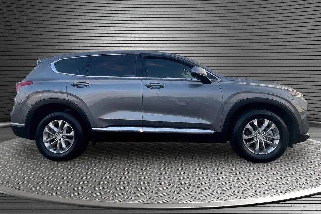 Used 2019 Gray Hyundai SEL image 4