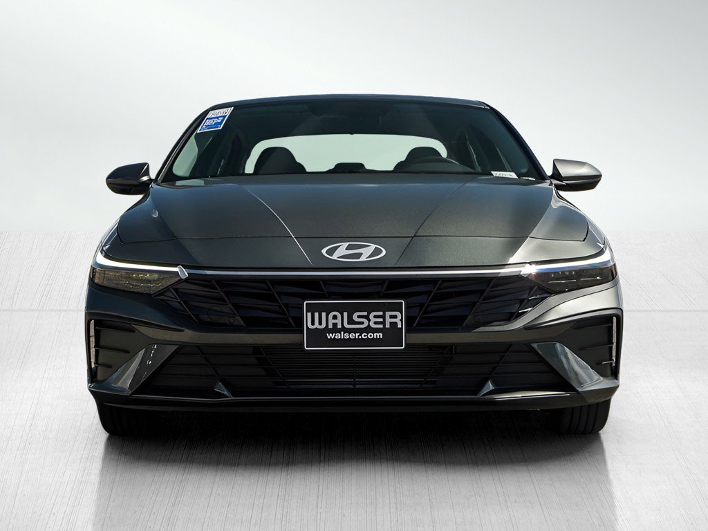 New 2026 Amazon Gray Hyundai SE Sedan FWD image 2