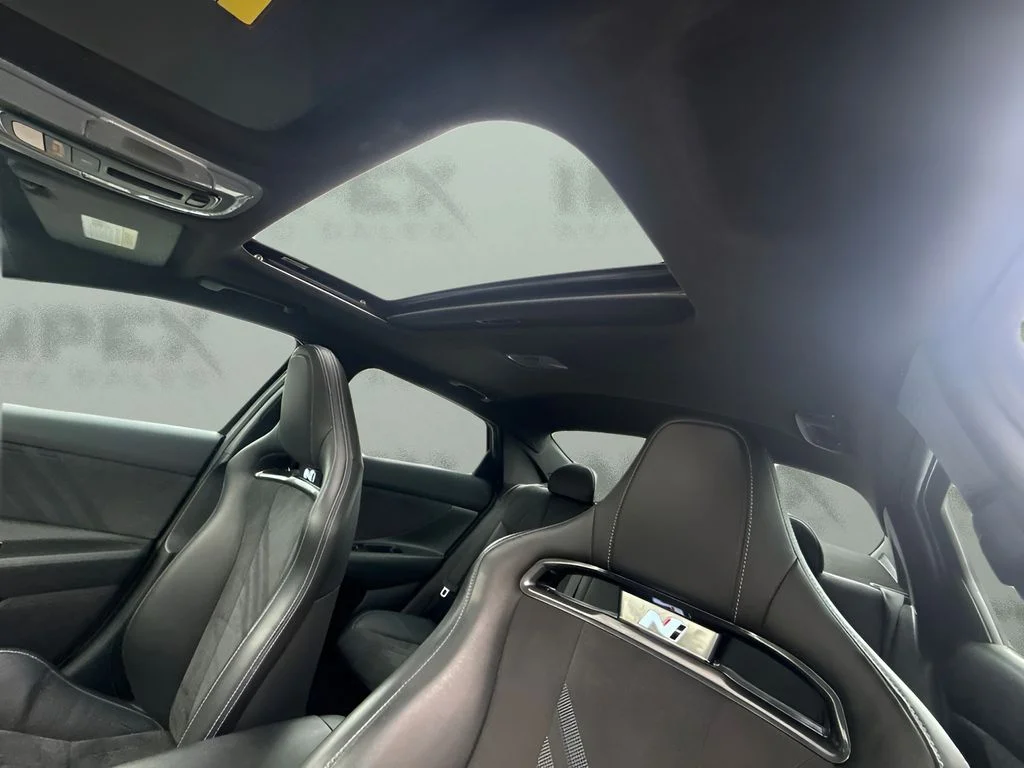 Used 2022 Black Hyundai Base image 6