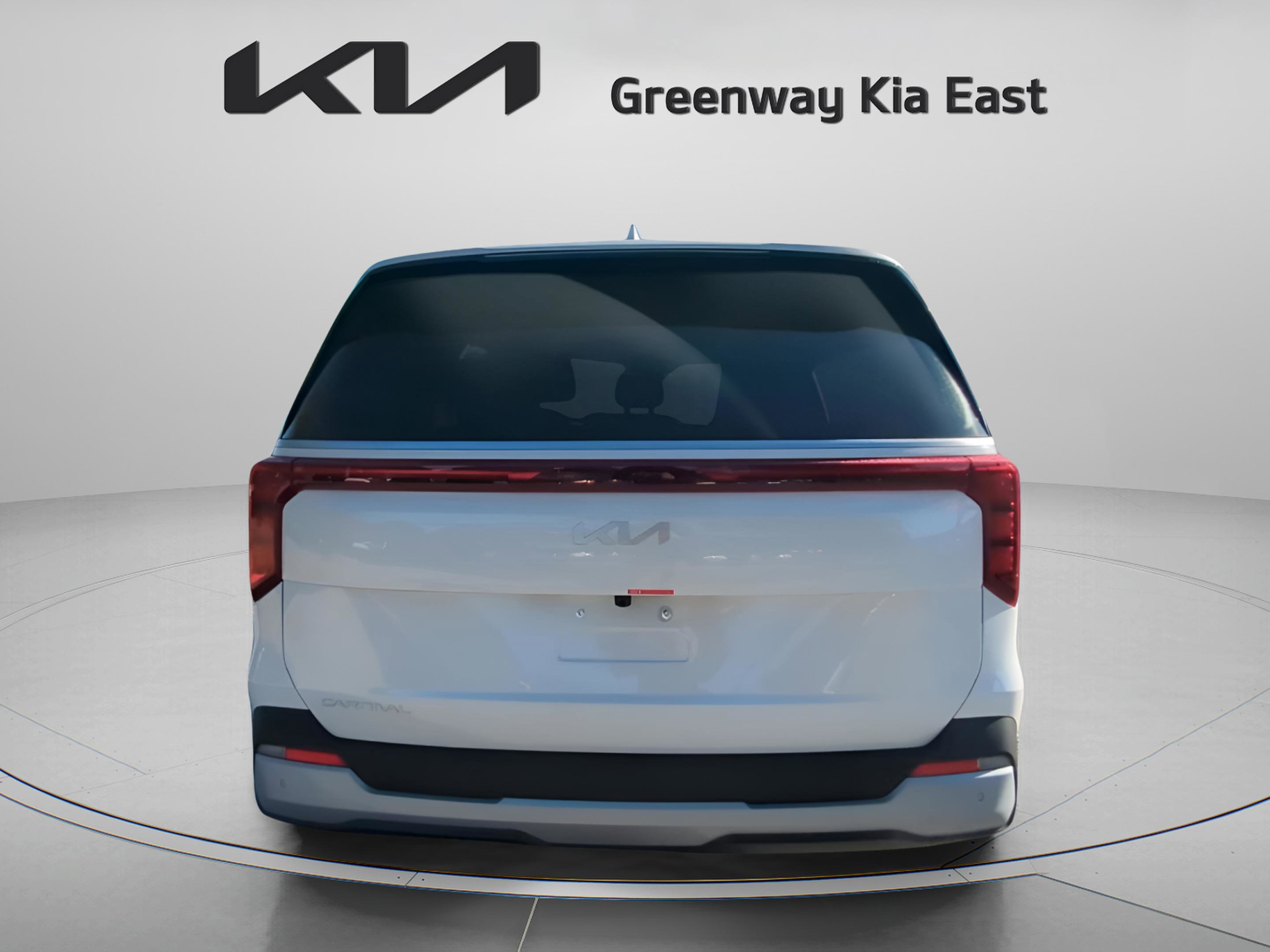 New 2026 Snow White Pearl Kia LXS image 6
