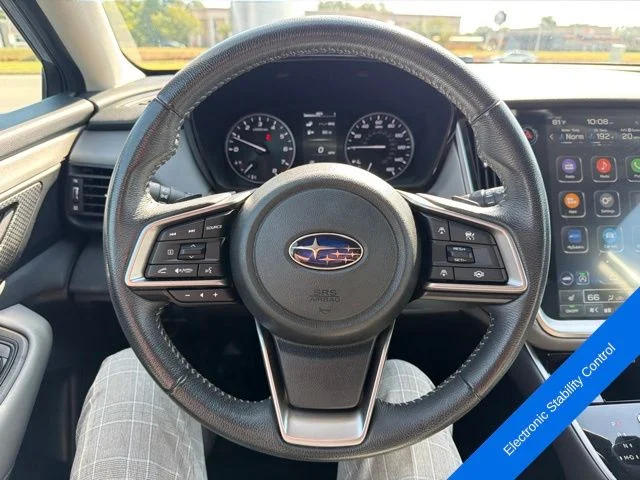 Used 2023 Ice Silver Metallic Subaru Premium image 9