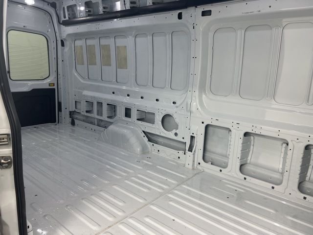 Used 2024 White Ford Base image 20
