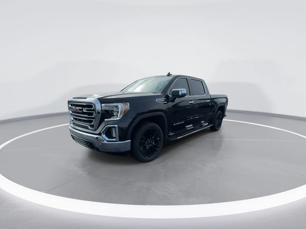 Used 2021 Black GMC SLT image 4