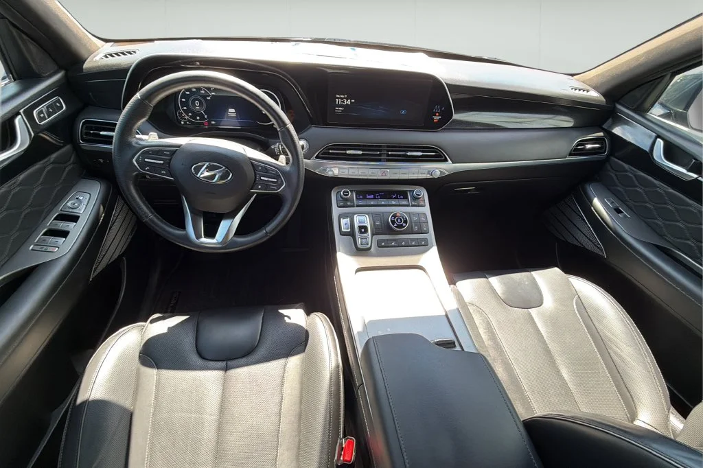 Used 2022 Gray Hyundai Calligraphy image 19