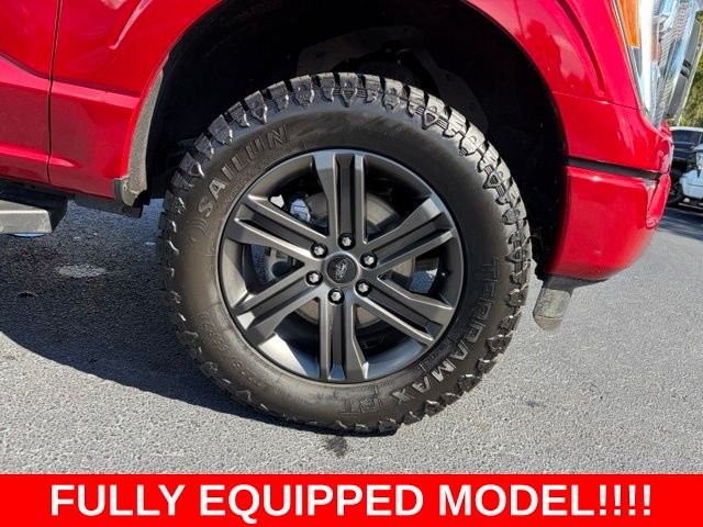 Used 2022 Red Ford Lariat image 8
