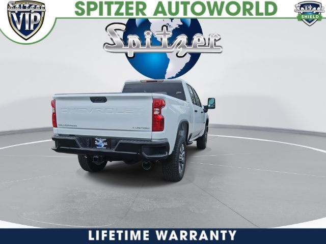 New 2026 Summit White Chevrolet Custom image 12