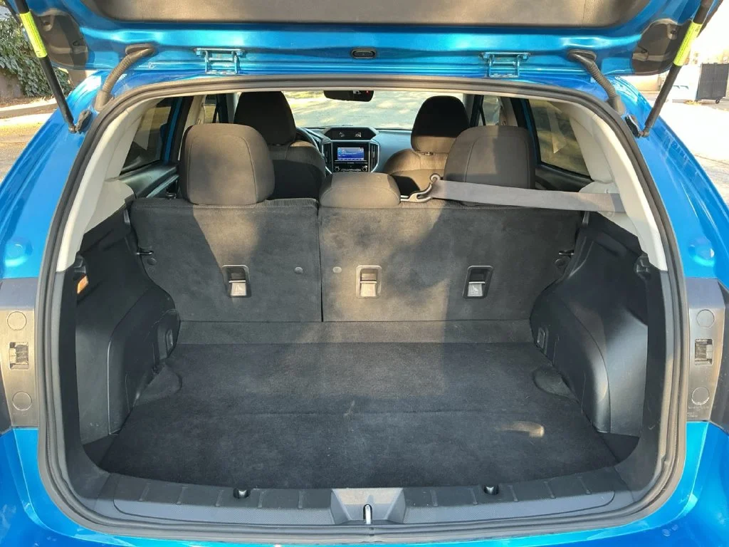 Used 2022 Blue Subaru Base image 22