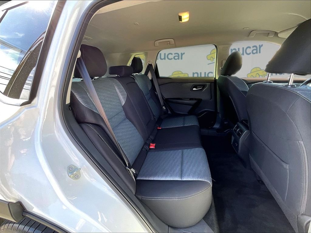 Used 2023 White Nissan SV image 16