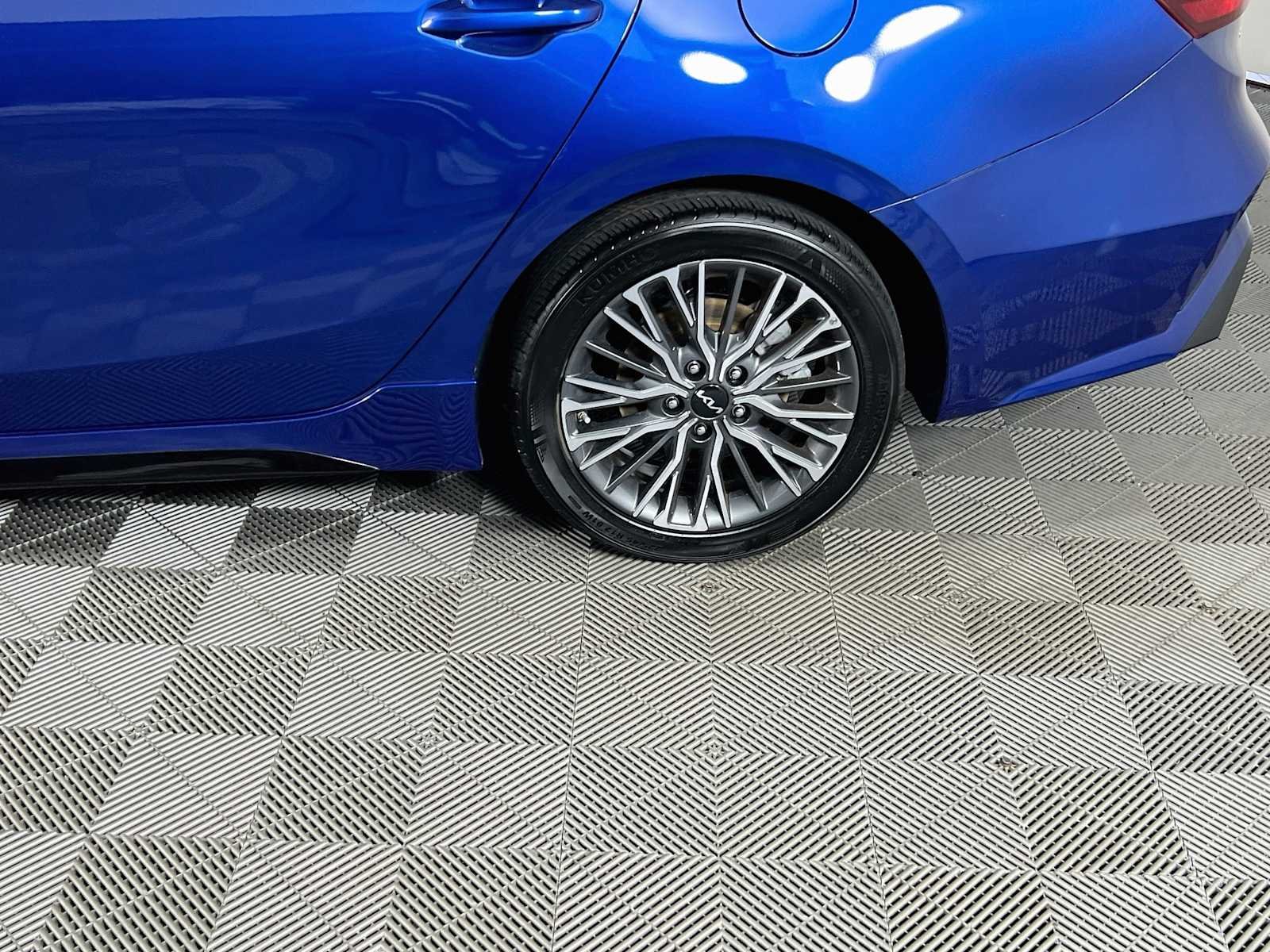 Used 2024 Deep Sea Blue Kia GT-Line image 32